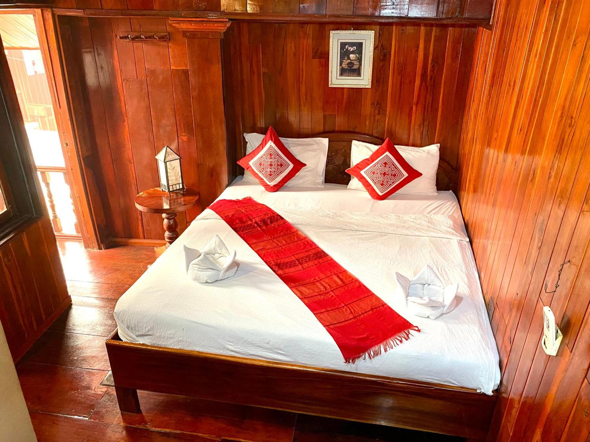 Soutikone1 Guesthouse Луанг Прабанг Екстериор снимка